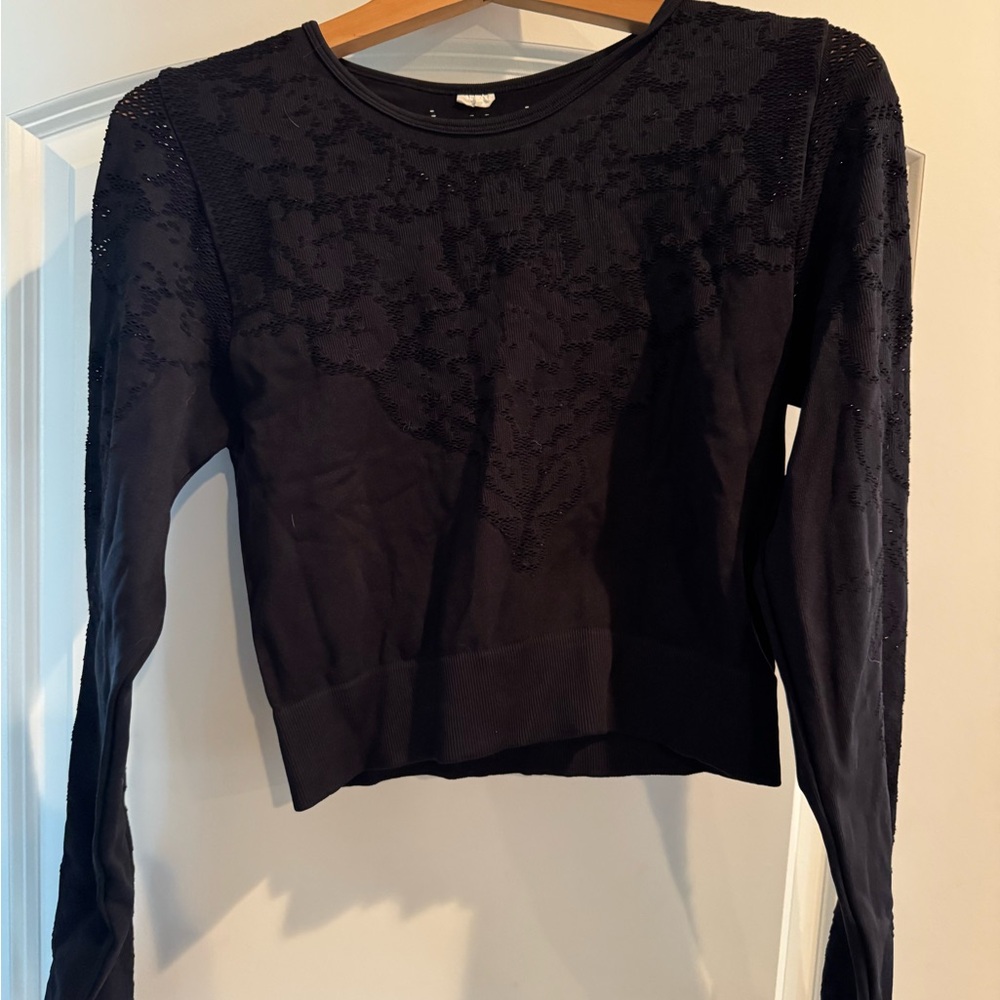 Fabletics Black Long-Sleeve Embroidered Top